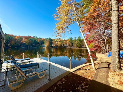 Lakefront Home-Stunning Views-Hot Tub, 3100 sqft!