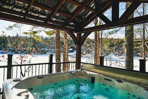 Lakefront Home-Stunning Views-Hot Tub, 3100 sqft!