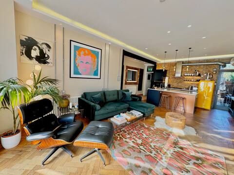 Studio 83, boutique apartment in Leigh-on-Sea