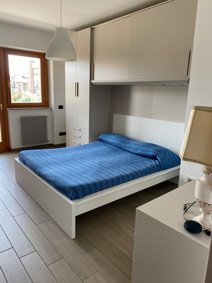 საძინებელი 1