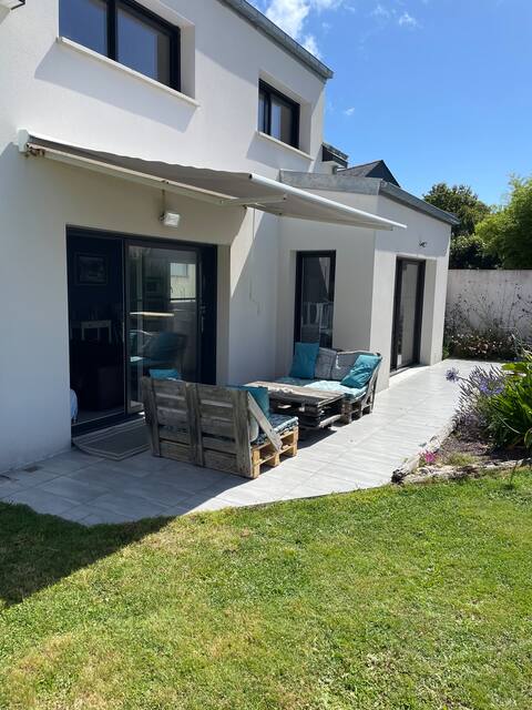 Penestin, Loscolo, recent house ,200m from the beach