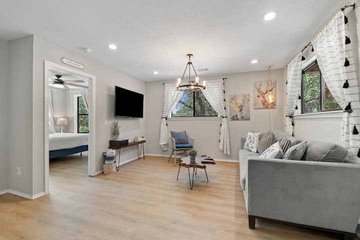 The Lazy Lavender Cottage Living Room