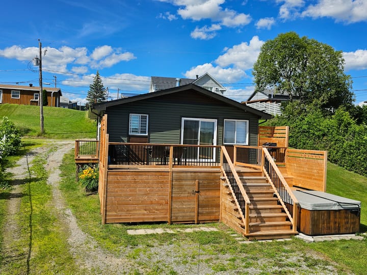 Chalet Bord De L'eau Montebello Avec Spa Jacuzzi