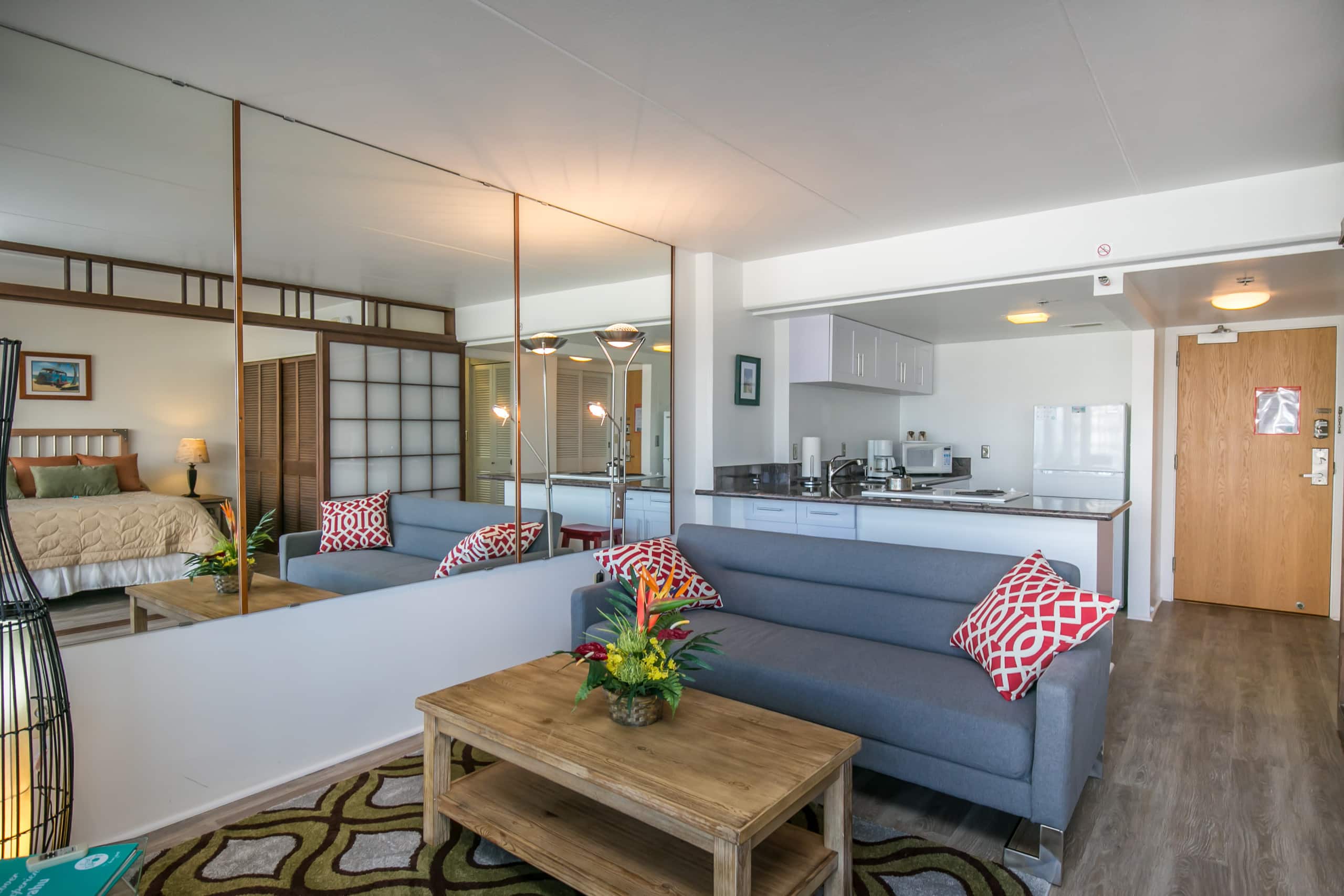 Condo in Waikiki · ★4.55 · 1 bedroom · 2 beds · 1 private bath - Image 16