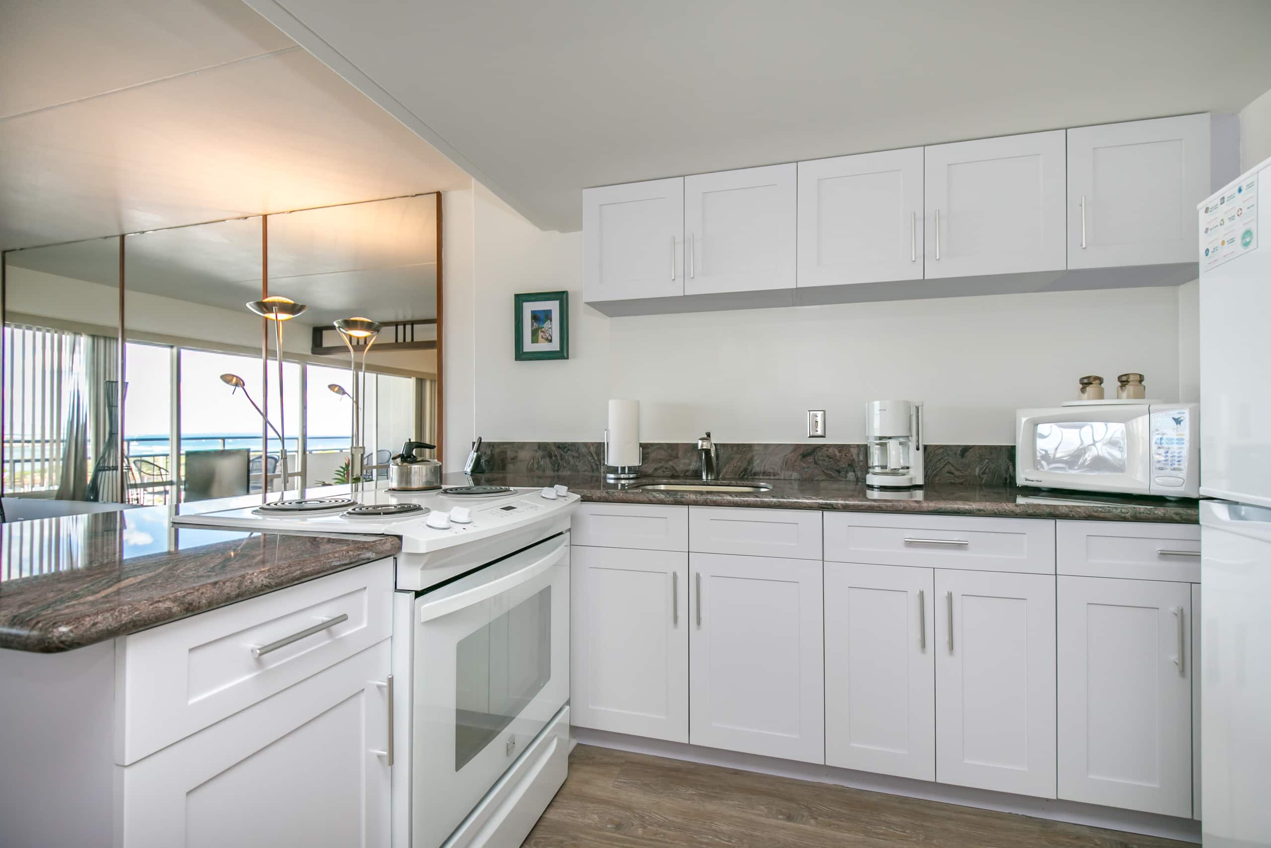 Condo in Waikiki · ★4.55 · 1 bedroom · 2 beds · 1 private bath - Image 20