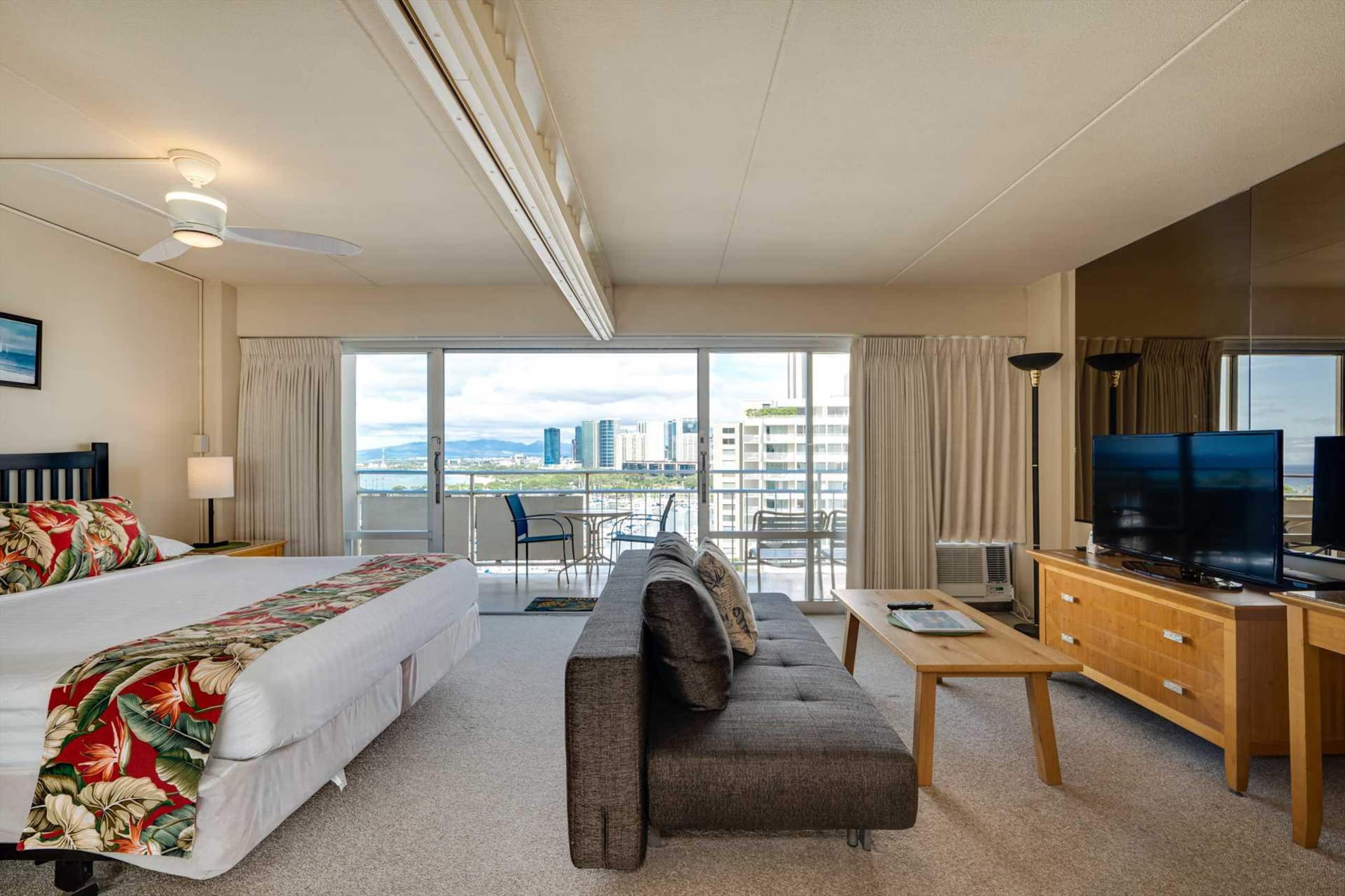 Condo in Waikiki · ★4.42 · 1 bedroom · 2 beds · 1 private bath - Image 11