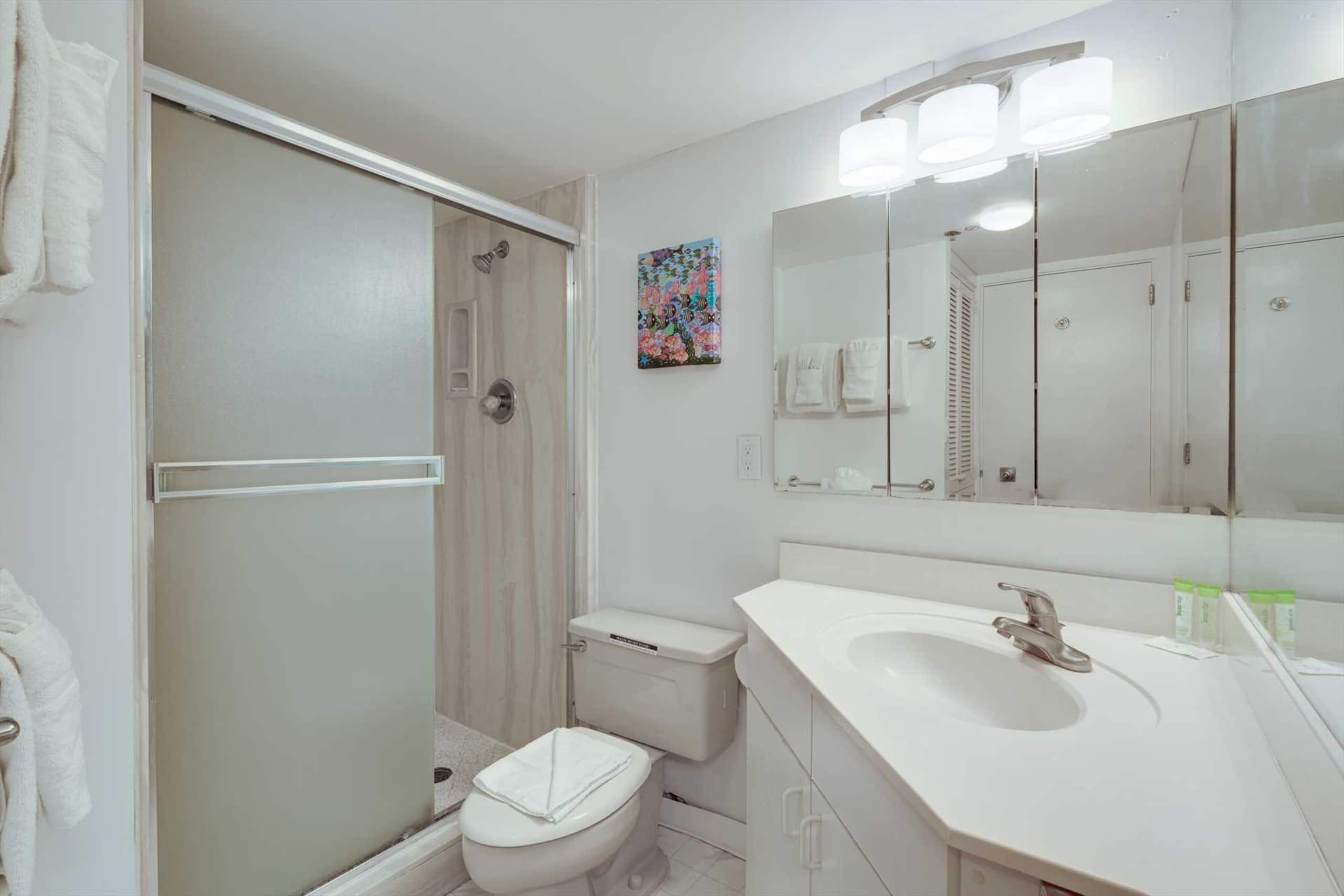 Condo in Waikiki · ★4.42 · 1 bedroom · 2 beds · 1 private bath - Image 18