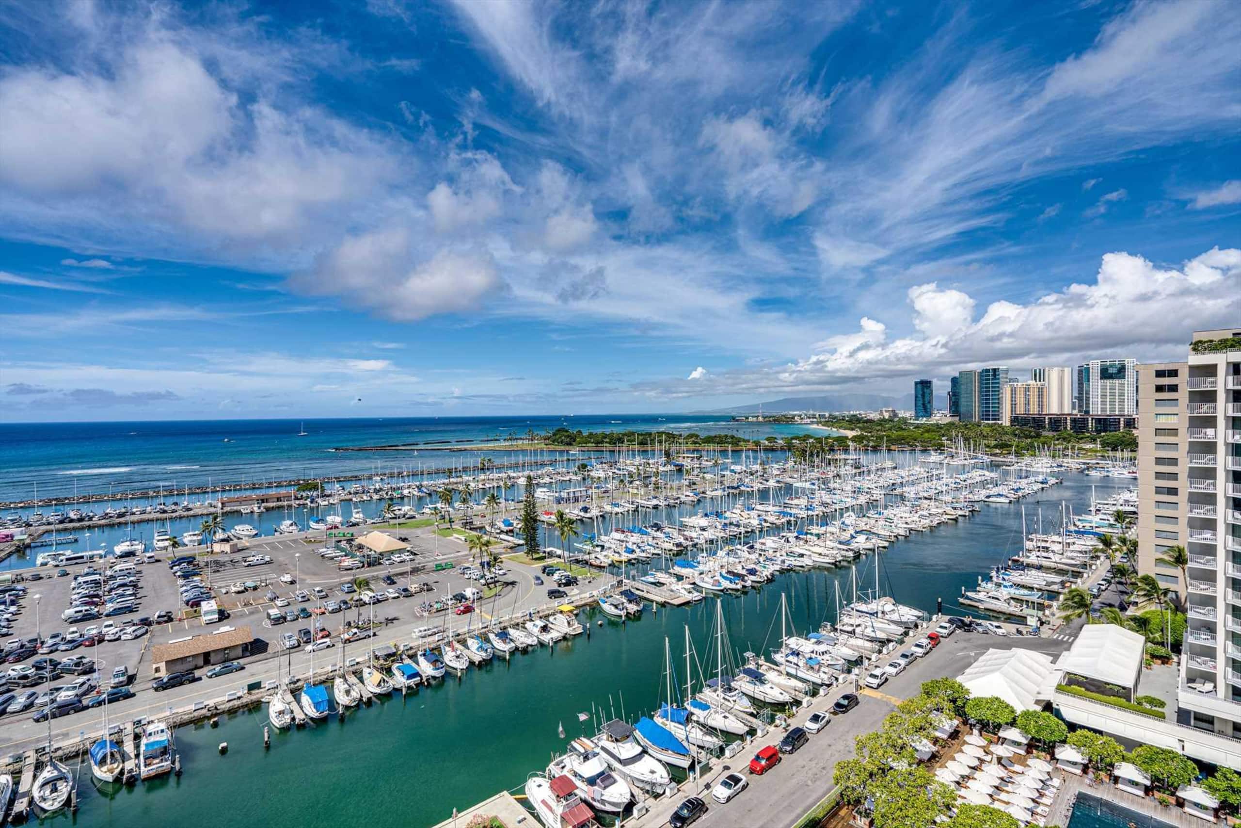 Condo in Waikiki · ★4.42 · 1 bedroom · 2 beds · 1 private bath - Image 6
