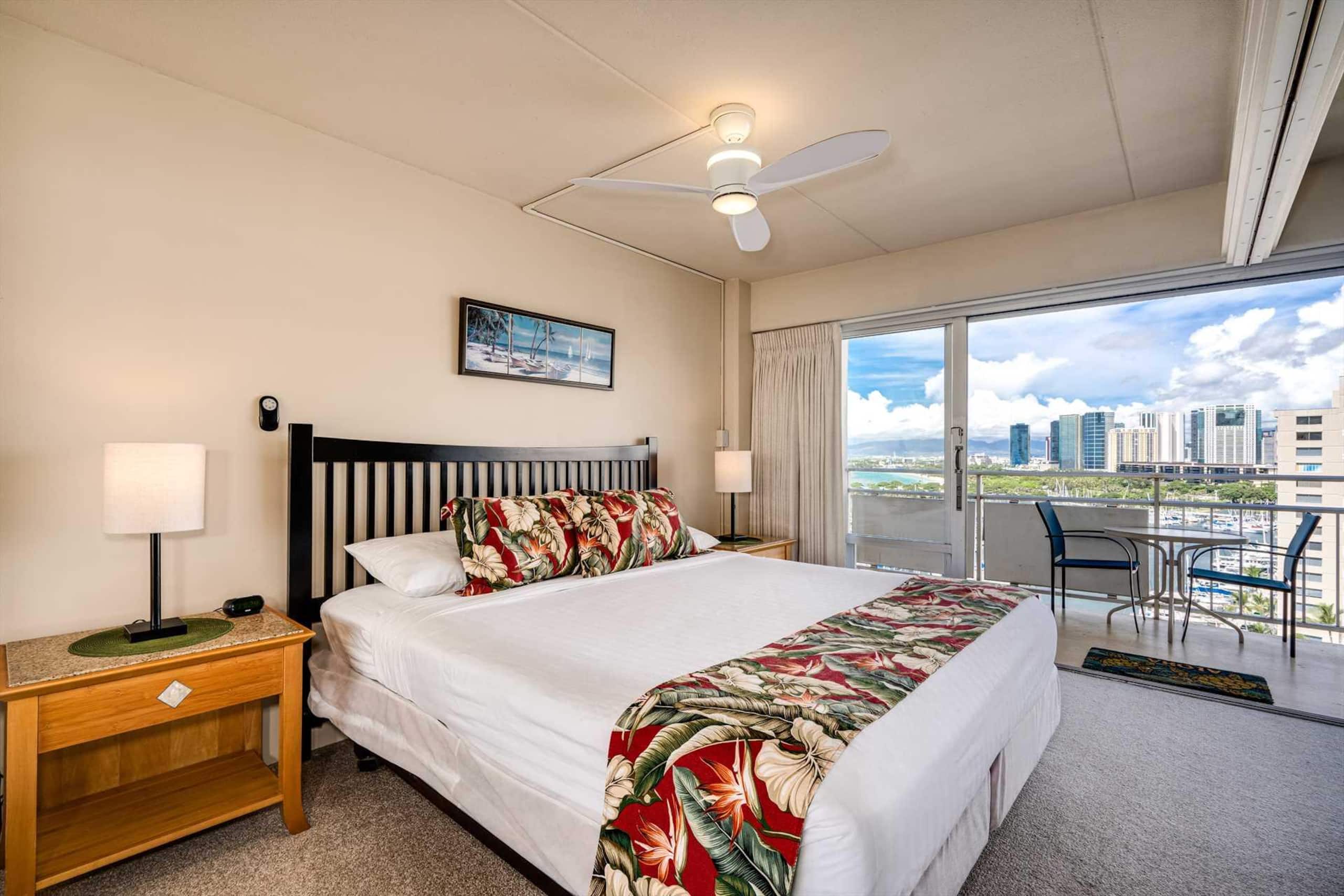 Condo in Waikiki · ★4.42 · 1 bedroom · 2 beds · 1 private bath - Image 17