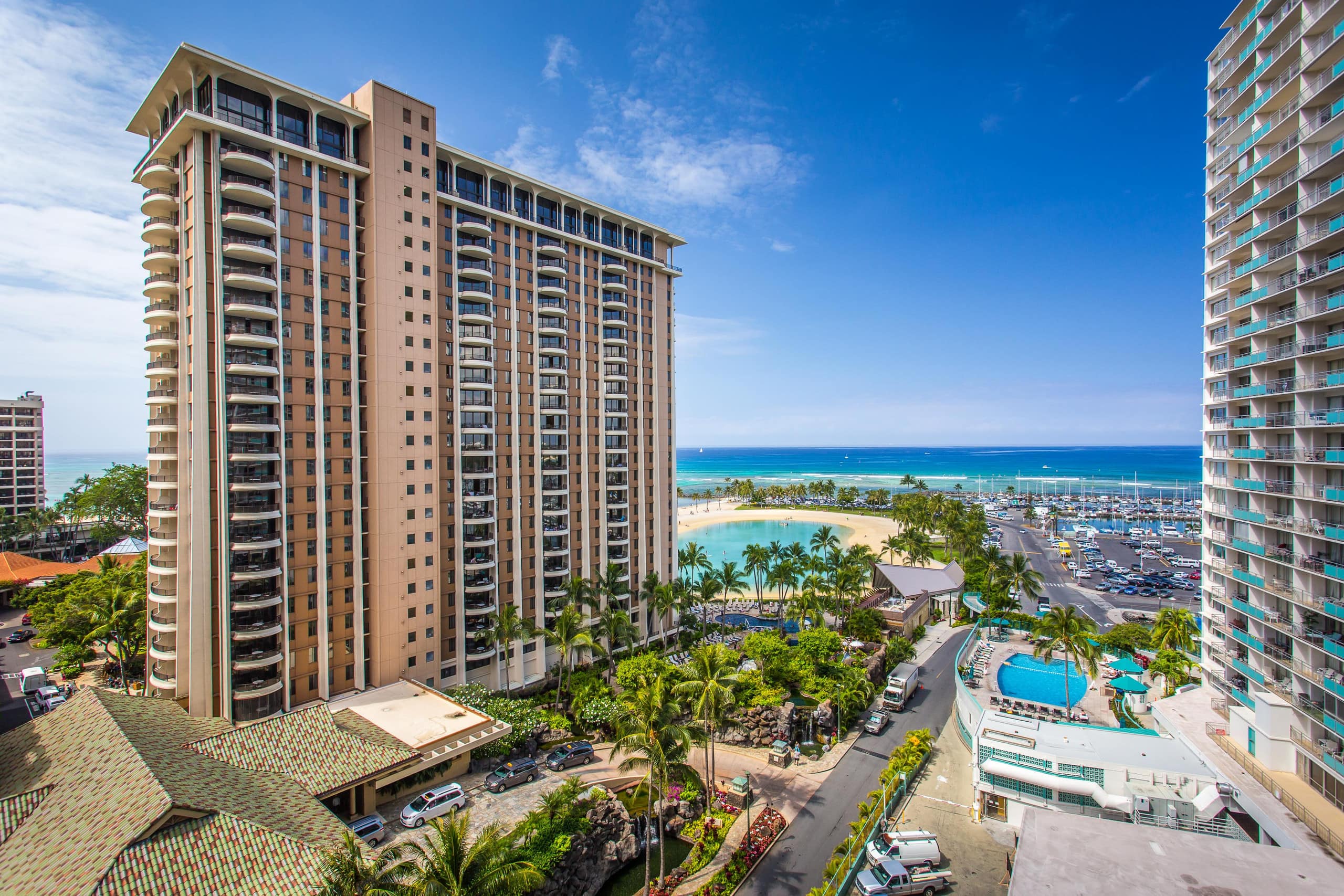 Condo in Waikiki · ★4.77 · 1 bedroom · 2 beds · 1 private bath - Image 14