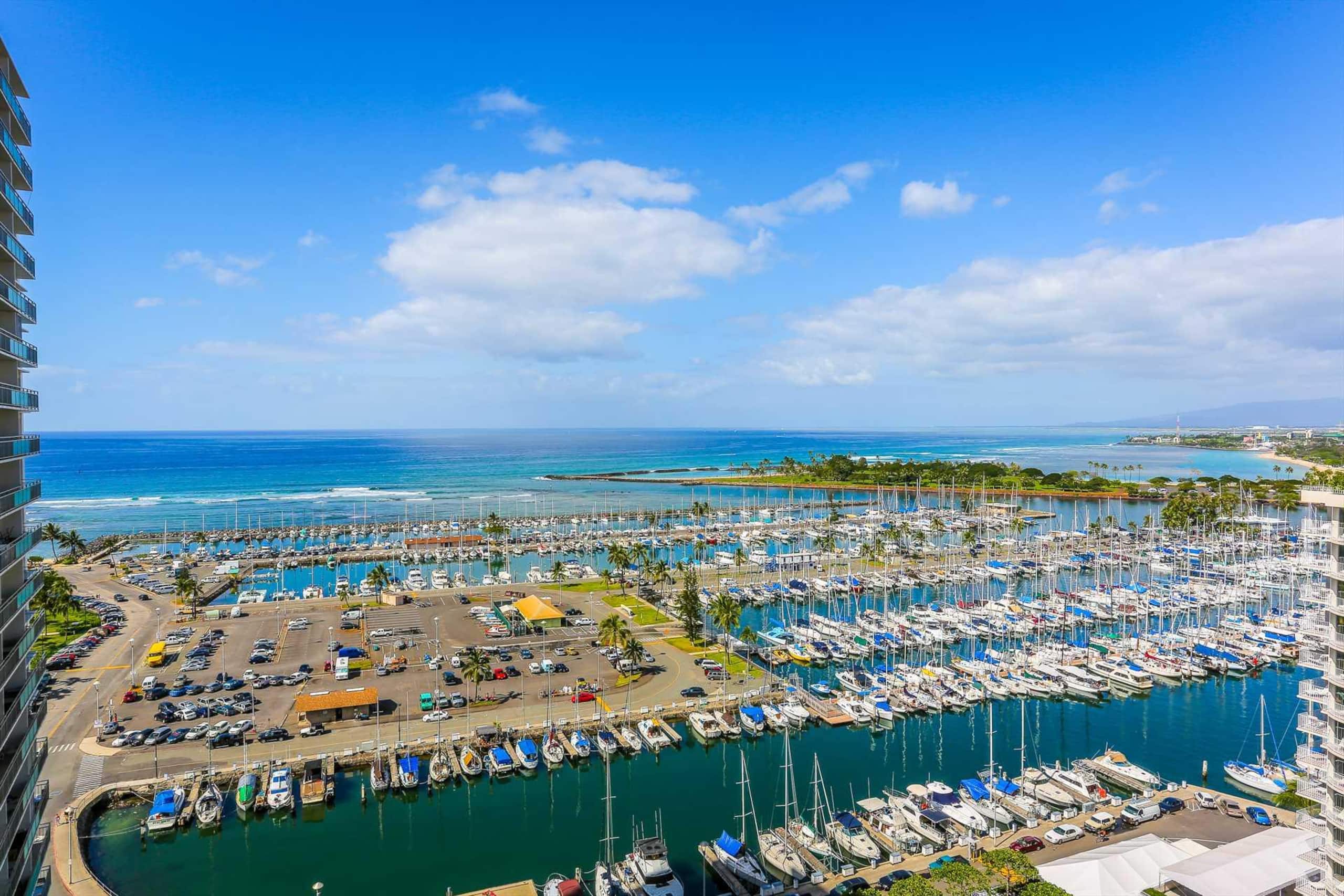 Condo in Waikiki · ★4.41 · 1 bedroom · 2 beds · 1 private bath - Image 1