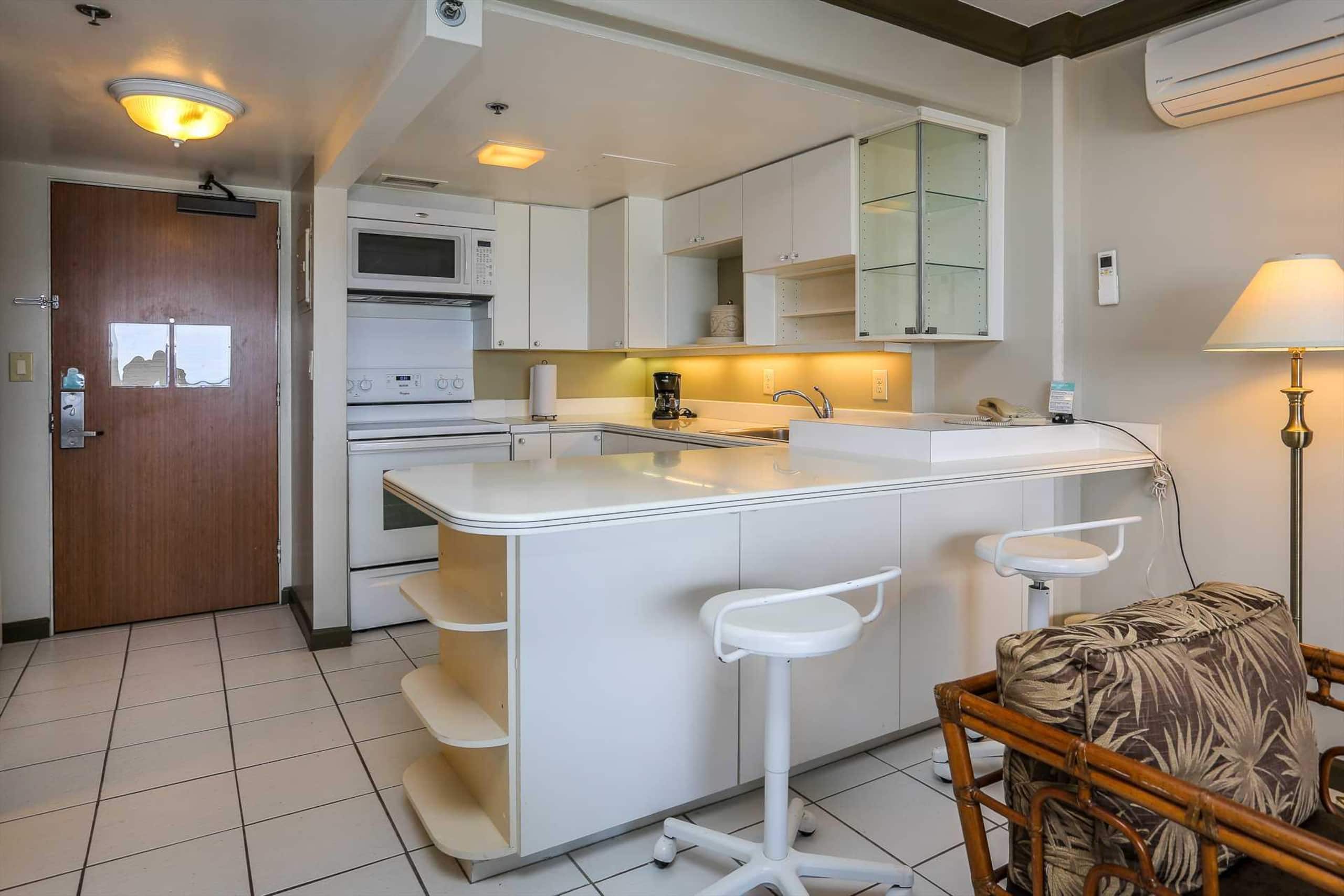 Condo in Waikiki · ★4.41 · 1 bedroom · 2 beds · 1 private bath - Image 16