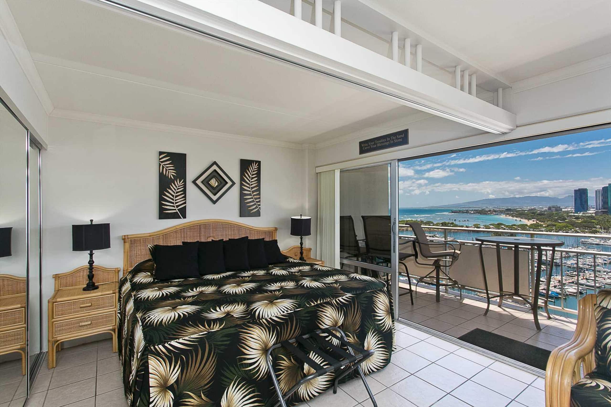 Condo in Waikiki · ★4.81 · 1 bedroom · 2 beds · 1 private bath - Image 6