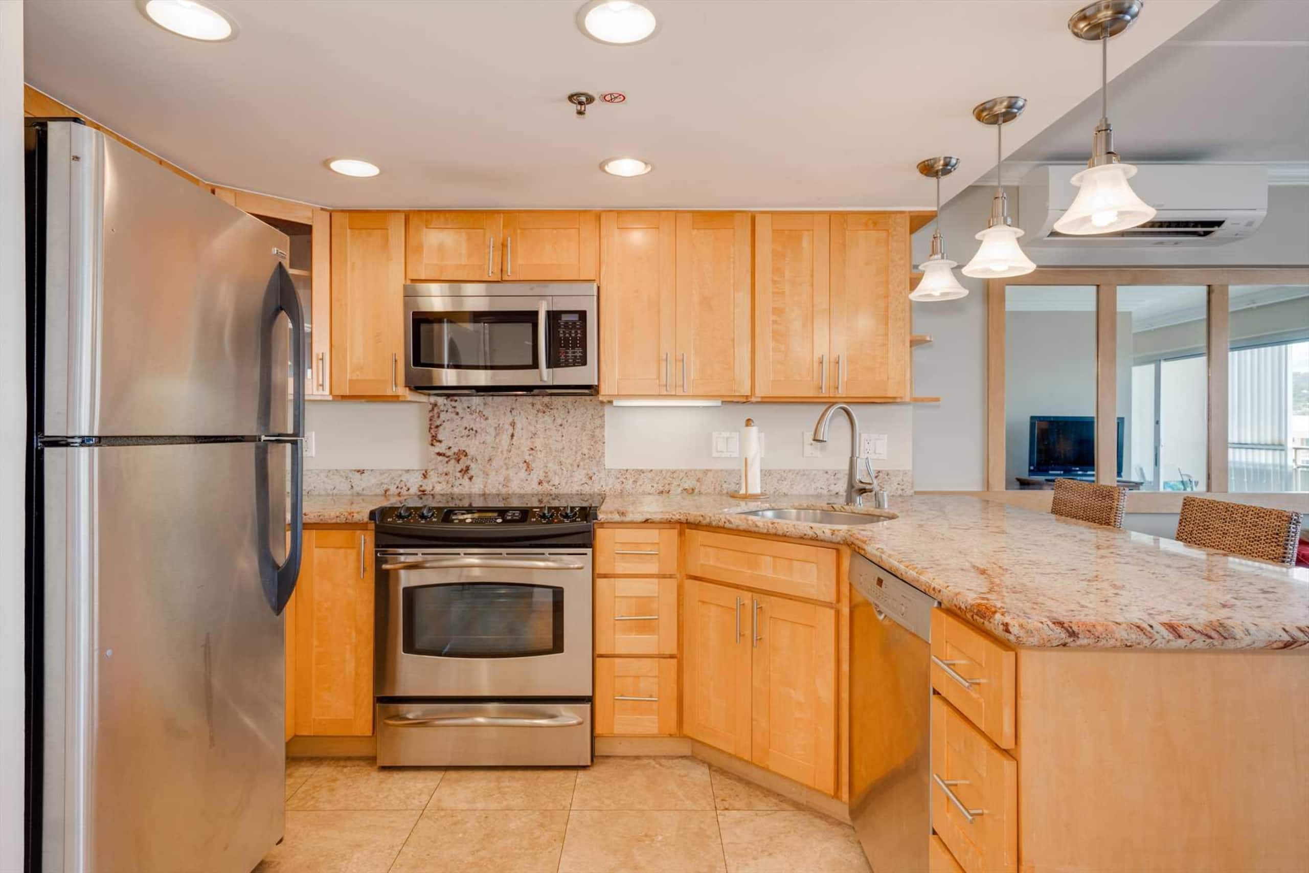 Condo in Waikiki · ★4.85 · 1 bedroom · 2 beds · 1 private bath - Image 14