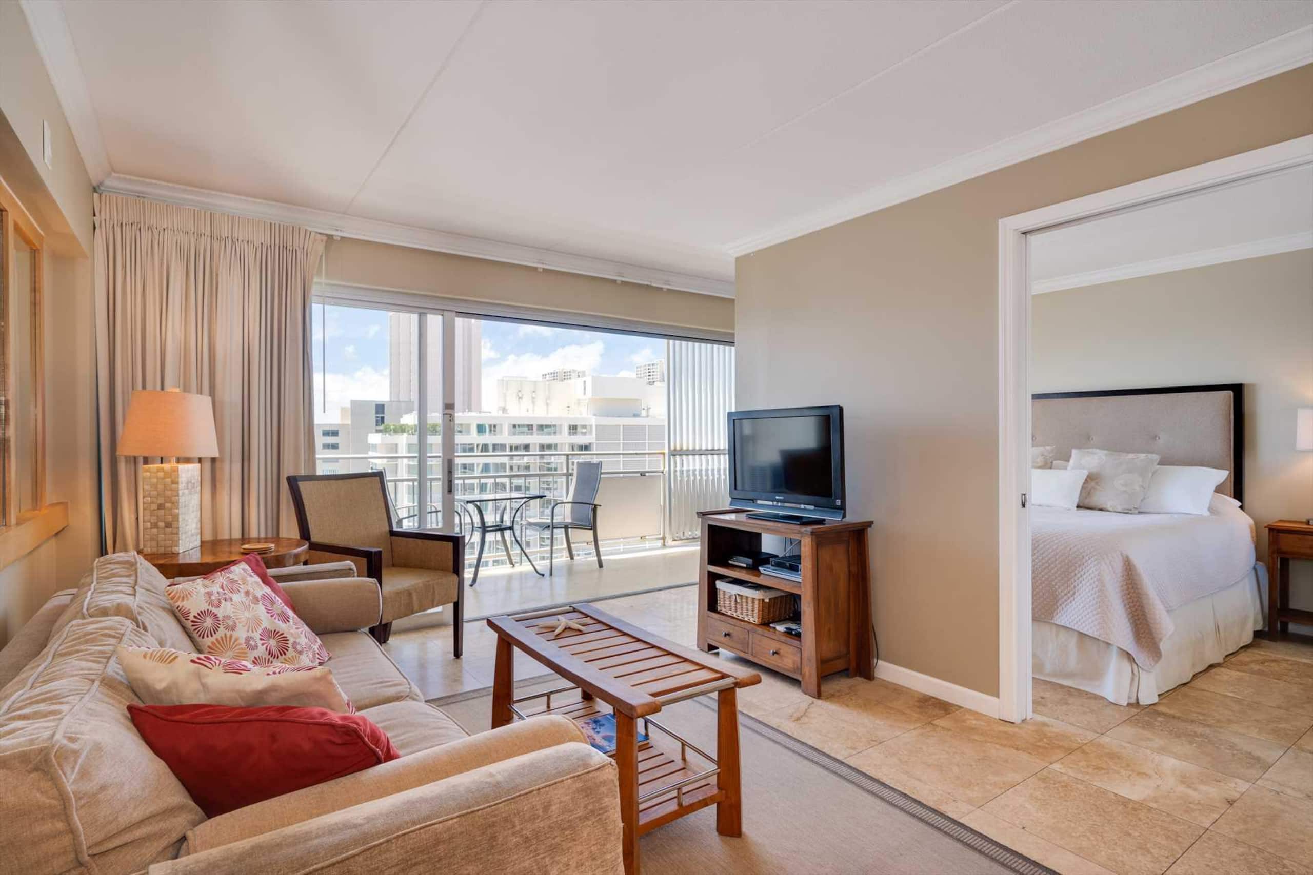 Condo in Waikiki · ★4.85 · 1 bedroom · 2 beds · 1 private bath - Image 23