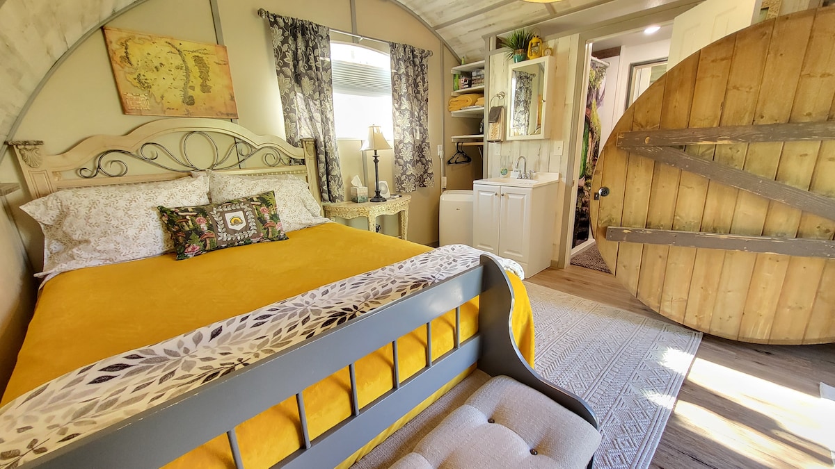 Successful Airbnb property: Hobbit Cottage in Cedar City