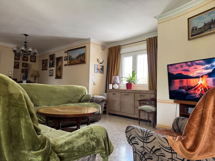 Precioso Chalet En Primera Línea - Dénia