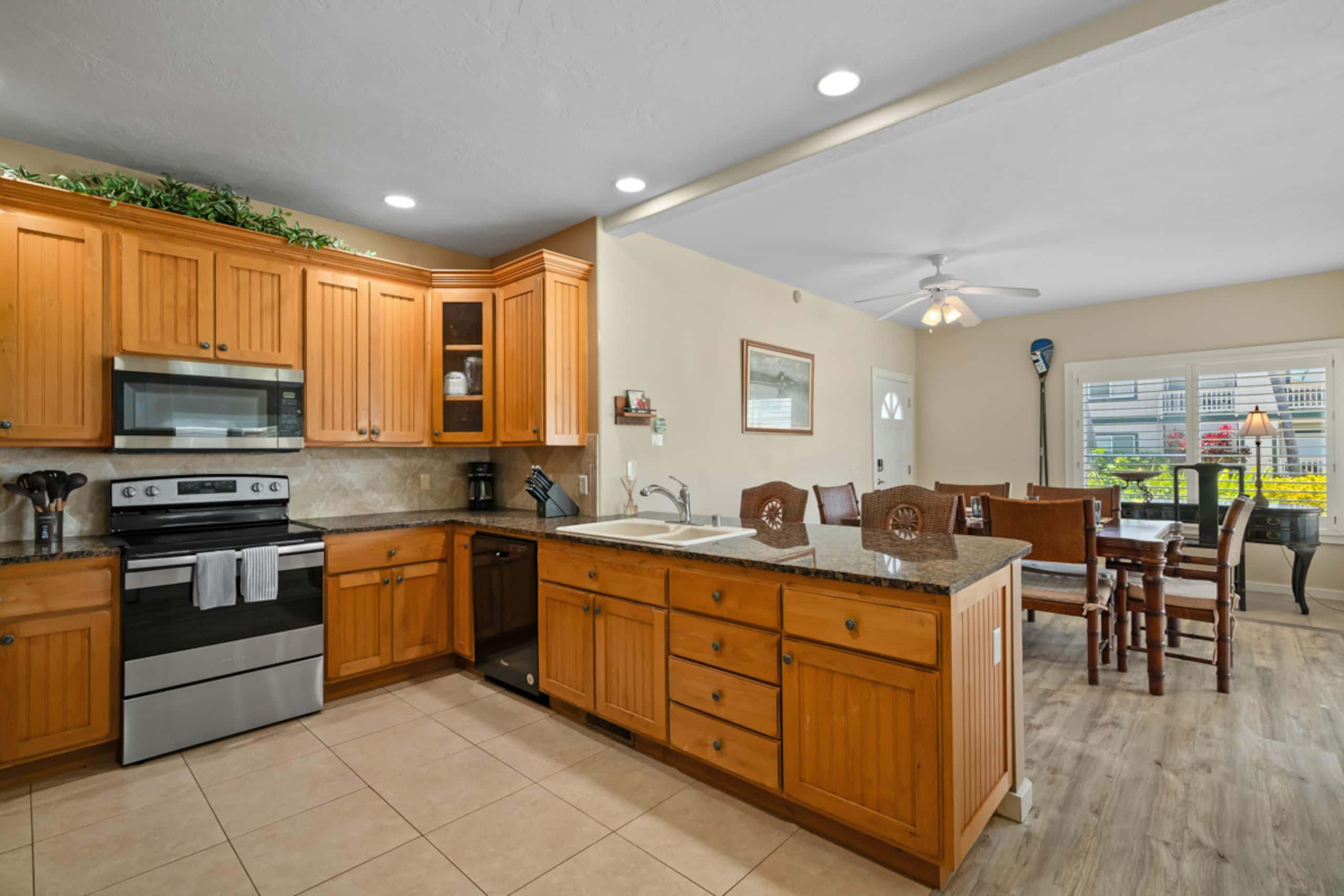 Condo in Koloa · ★4.88 · 2 bedrooms · 3 beds · 2 baths - Image 14