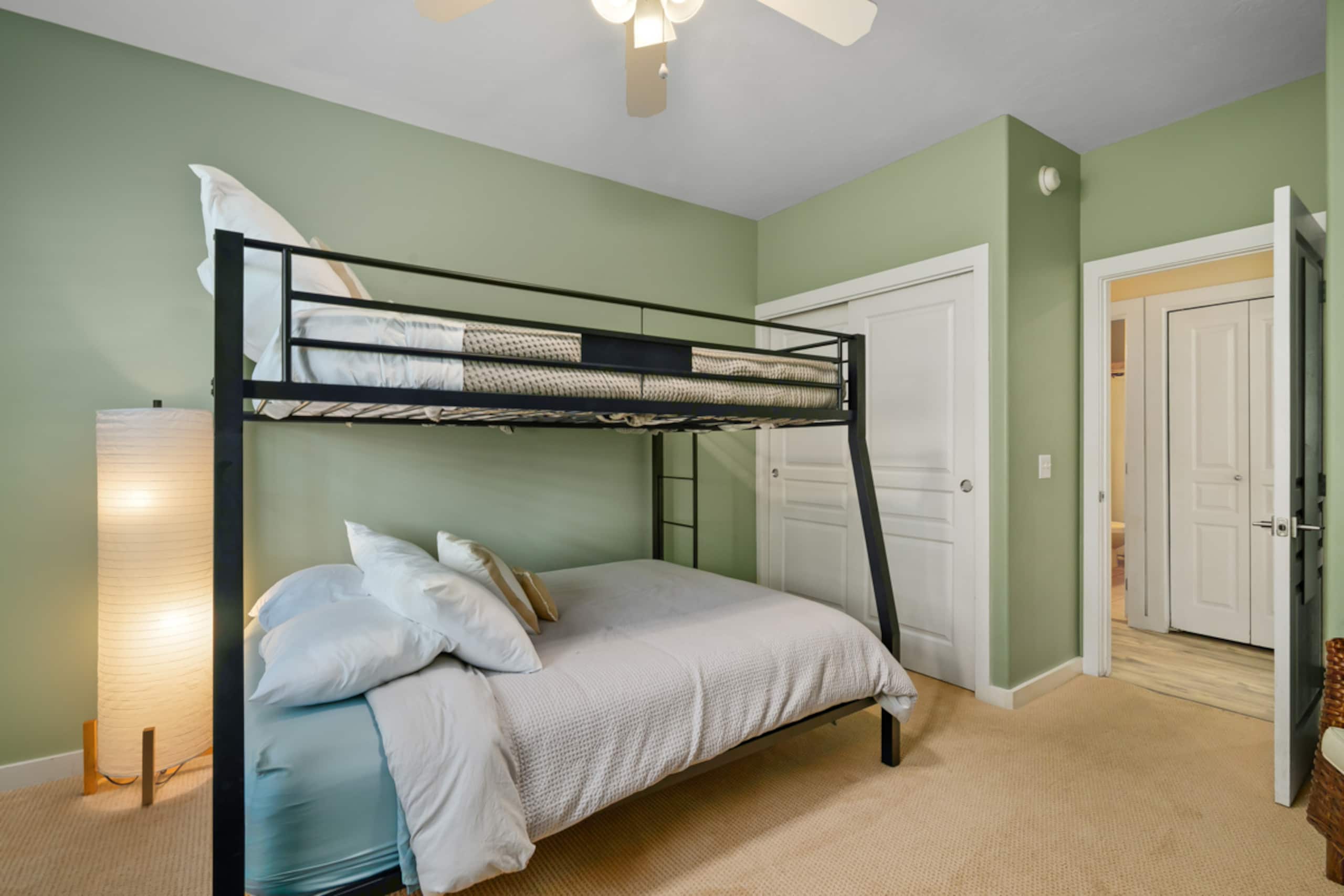 Condo in Koloa · ★4.88 · 2 bedrooms · 3 beds · 2 baths - Image 18