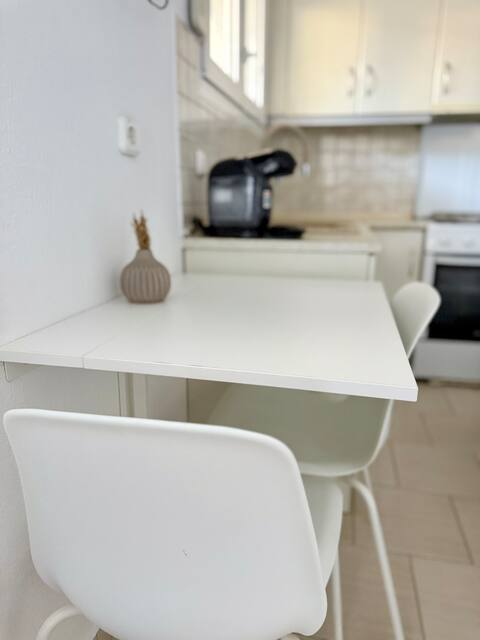 Successful Airbnb property: E V Shoreline rooms in Δήμος Βόλβης