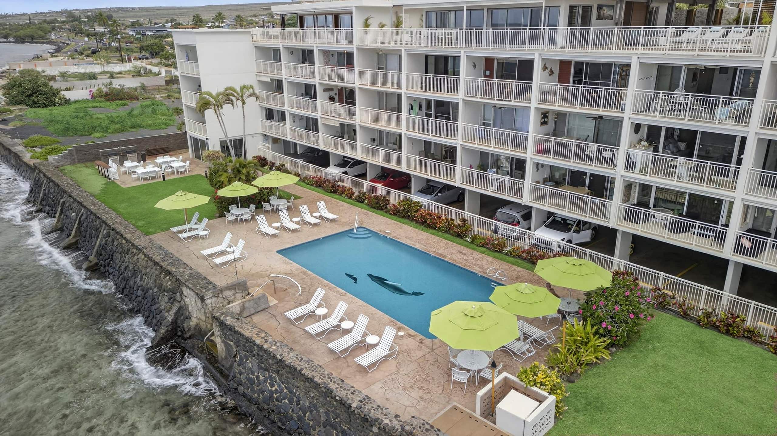 Condo in Lahaina · ★4.94 · 1 bedroom · 2 beds · 1 bath - Image 27