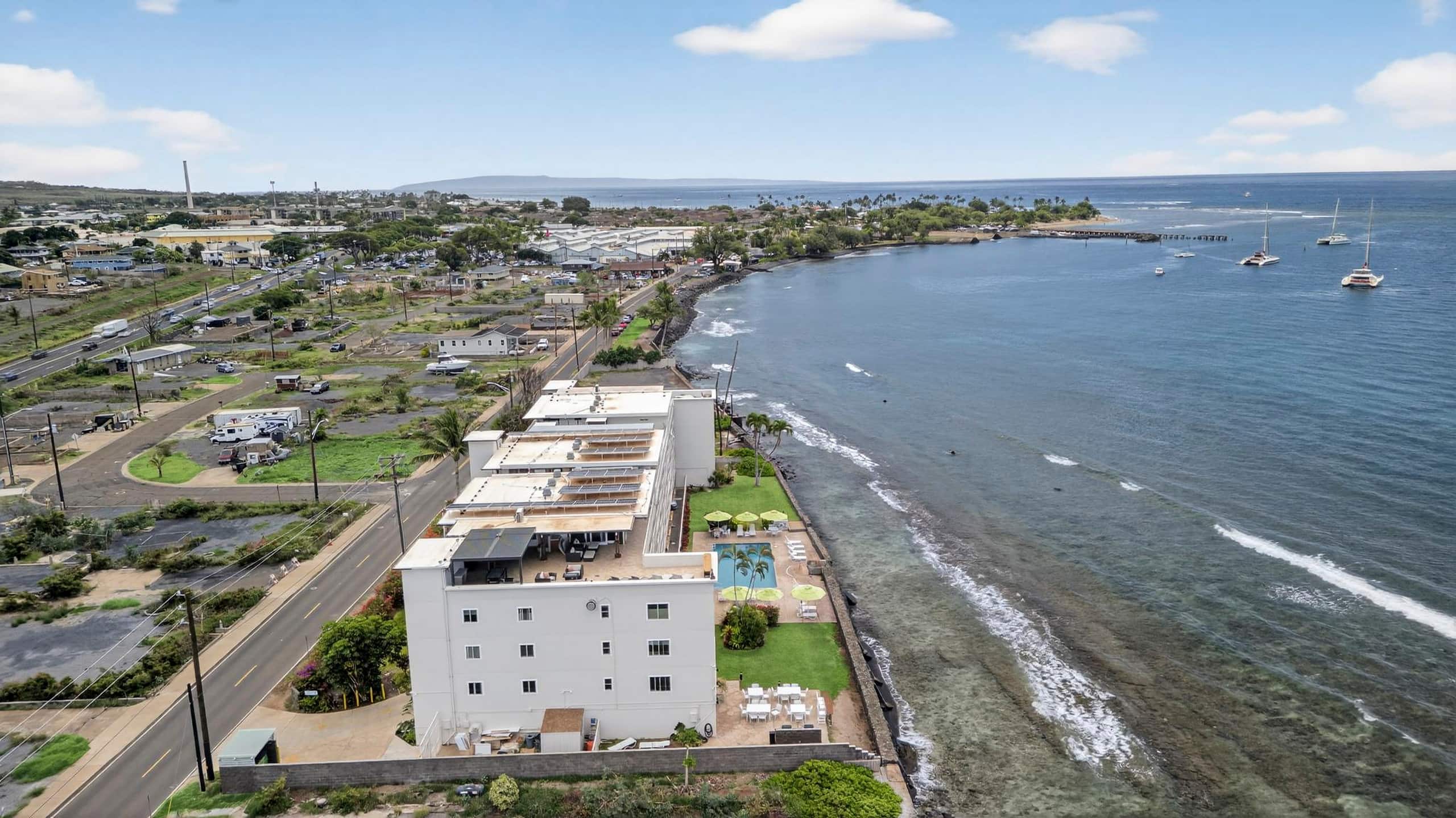 Condo in Lahaina · ★4.94 · 1 bedroom · 2 beds · 1 bath - Image 34