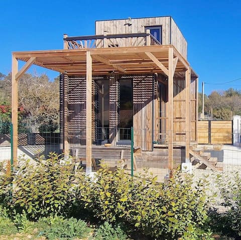 The Sainte Baume LODGE (optional pool)