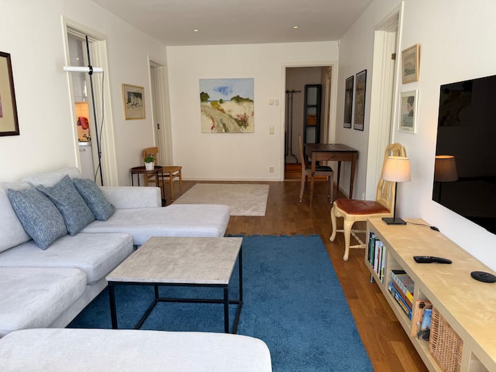 Sjönära Lägenhet I Villa. Toppläge I Saltsjöbaden - Saltsjöbaden