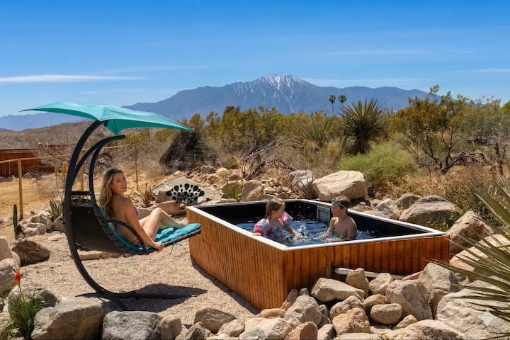 7bed/5bath-stargazingdeck-soakingtub-hike-gameroom - Morongo Valley, CA