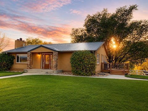 River-bend Ranch at Signal Cliff