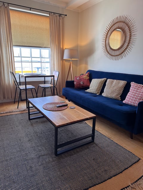 Top Airbnb: Flat 2 Royal Quarters in Weymouth
