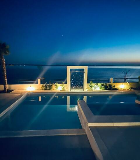 Holiday house by the beach