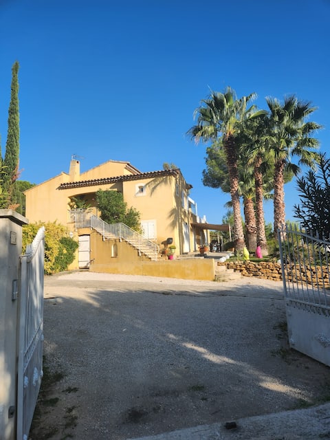 Villa des Senteurs, swimming pool, air-conditioned villa