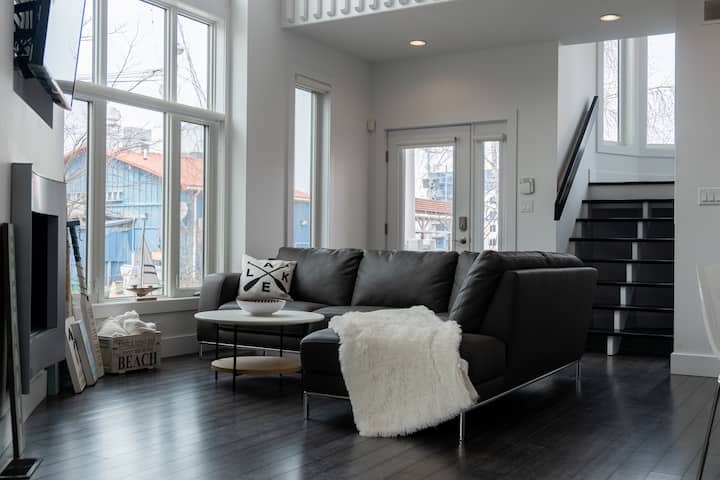 Family Getaway Steps Away From The Beach - Grand Bend