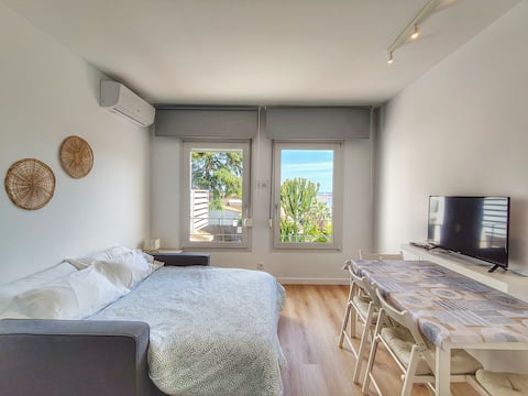 Airbnb con mejor rendimiento: Pool, AC, Beach *FamilyLoft* CostaBravaNatura en Lloret De Mar
