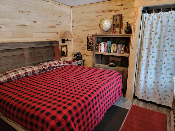 საძინებელი 1