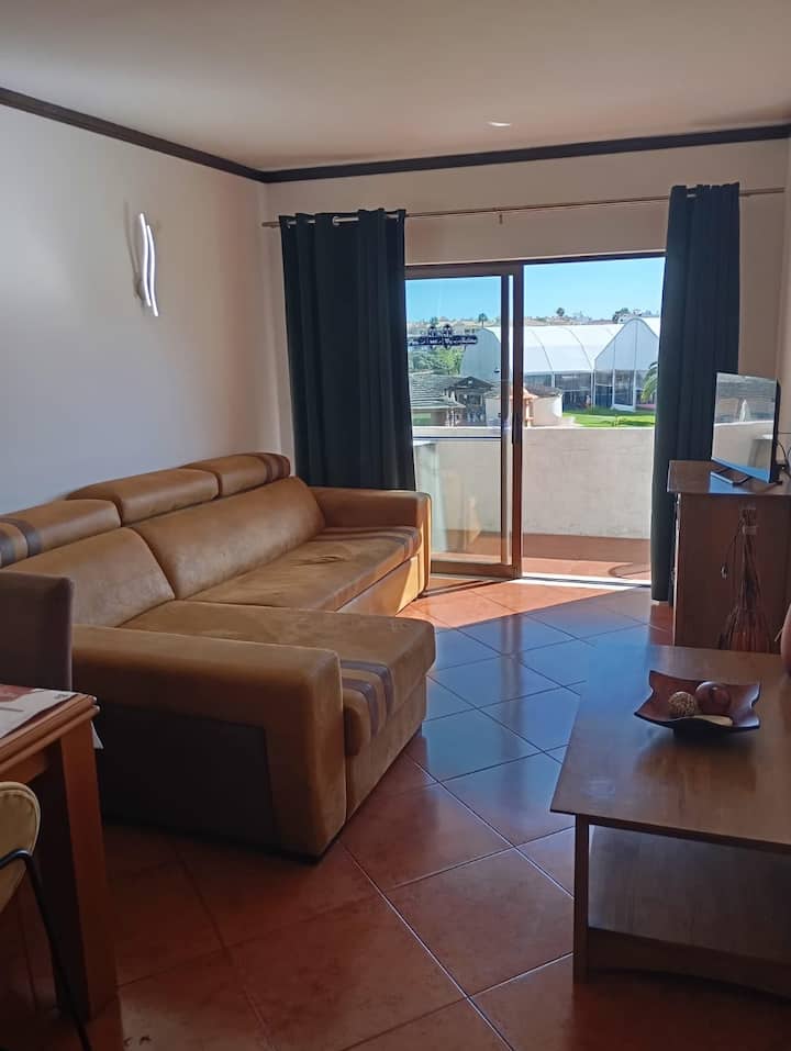Albufeira Centre, One Bedroom Apartment, No Pool - Albufeira