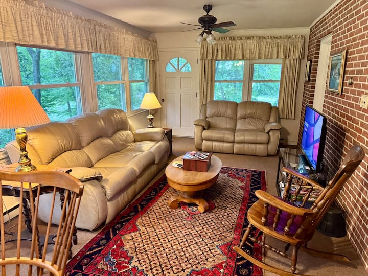 Always Inn Lake Apartment - Queenstown, MD