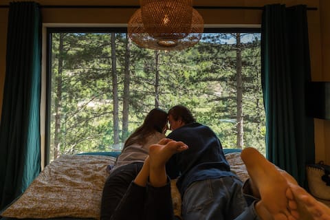 Luxury cabin with private spa in the heart of nature