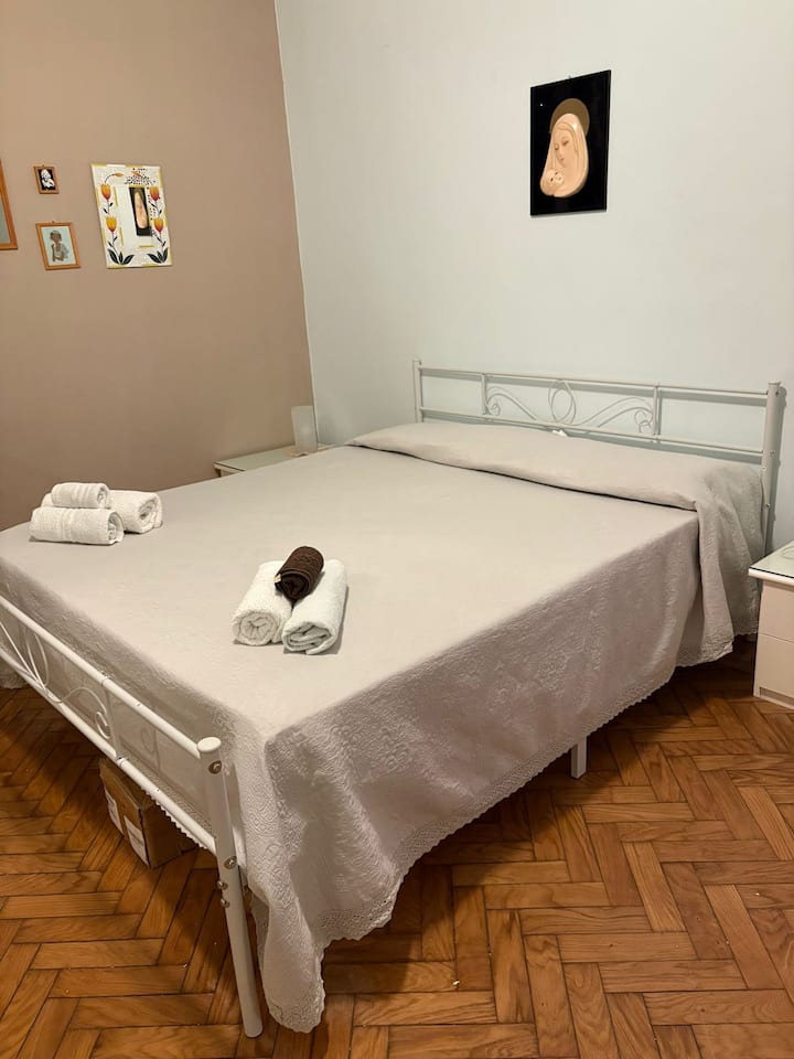 Dhomë gjumi