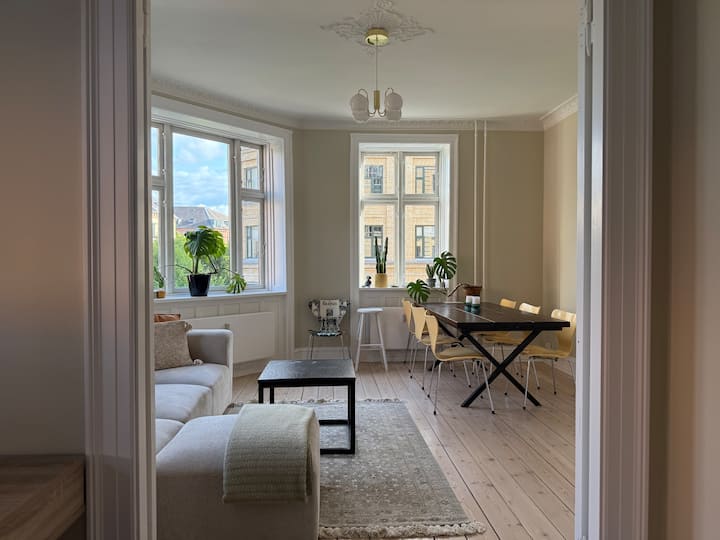☆ Lys 3 Værelses Lejlighed I Et Pænt Nabolag ☆ - Copenhagen