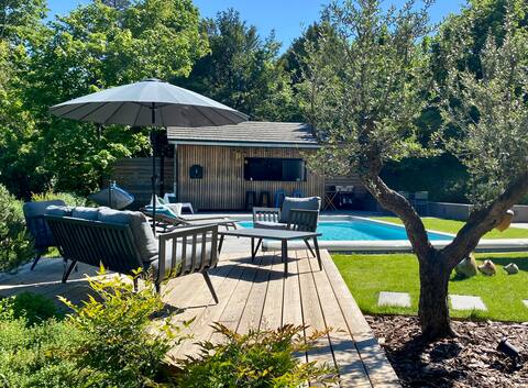 House with pool 10 minutes from Lyon