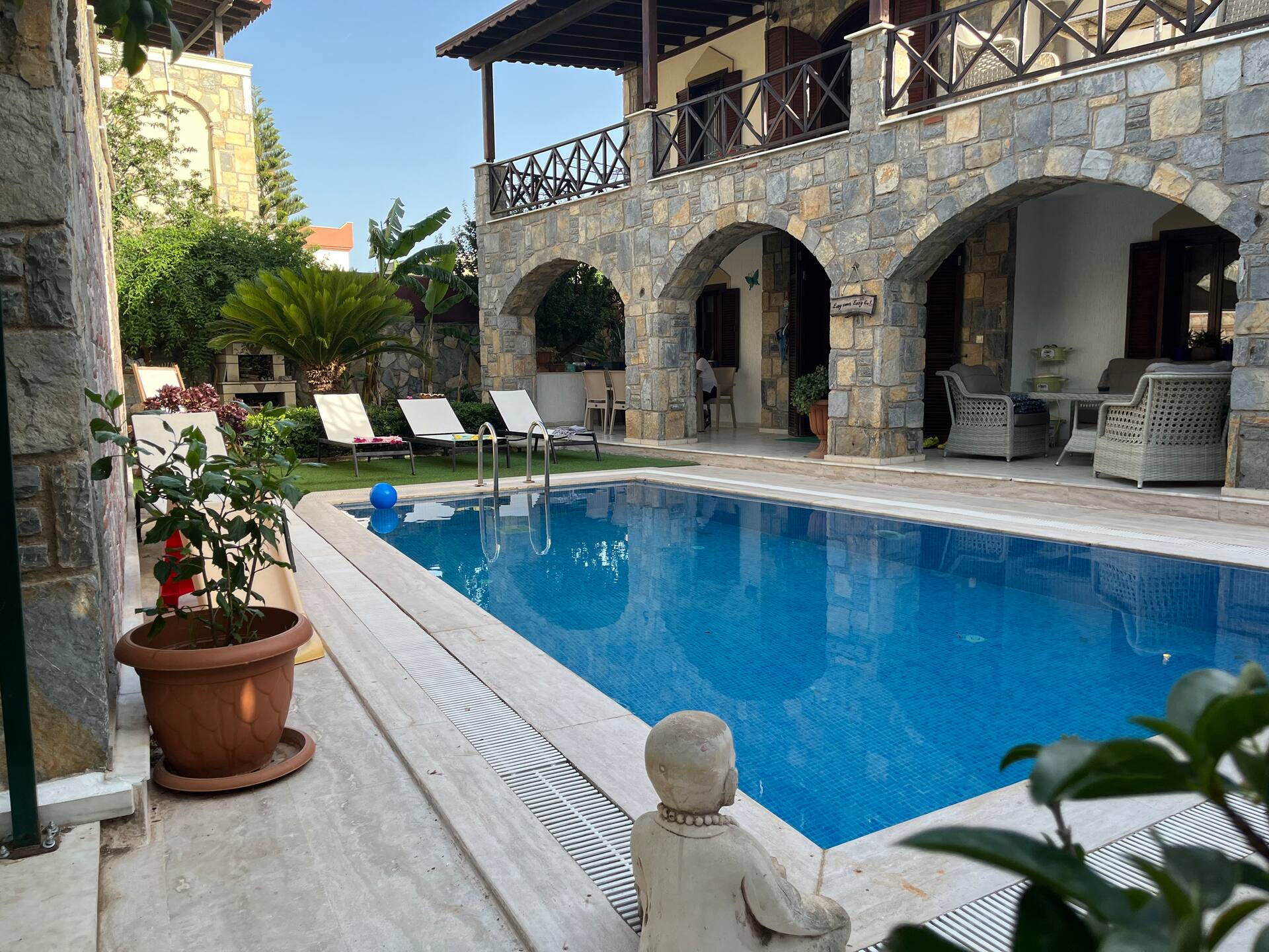 Detached stone house with pool