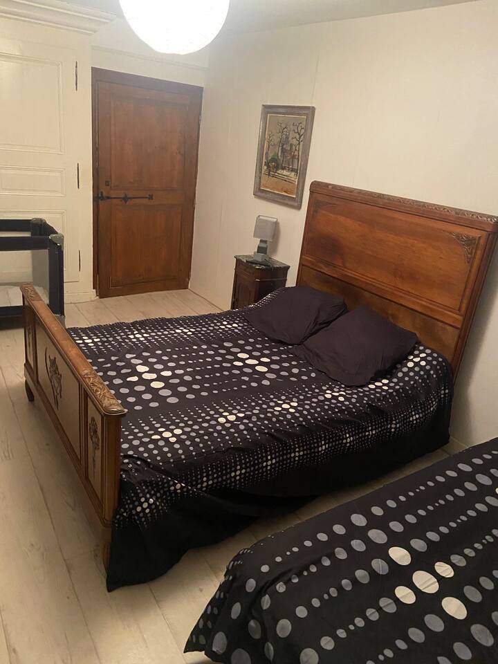 საძინებელი 2