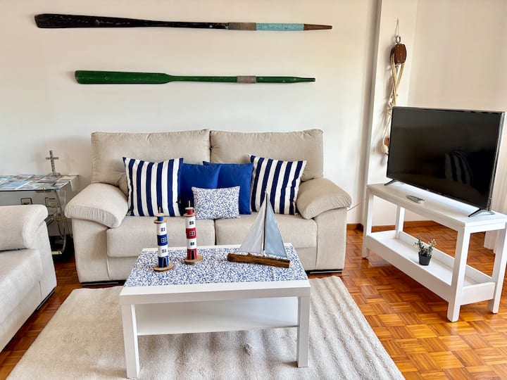 Apartamento Con Vistas Al Mar En Primera Línea. - Porto do Son