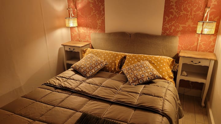 საძინებელი 1