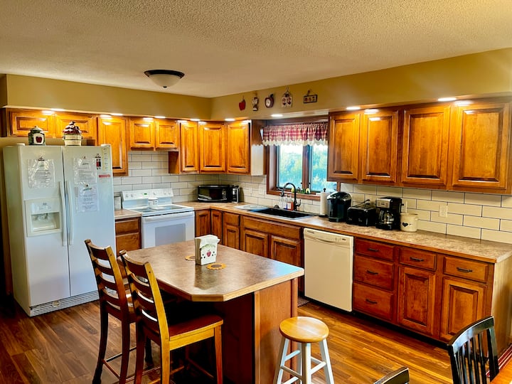 Burwell Vacation Rentals & Homes Nebraska, United States Airbnb