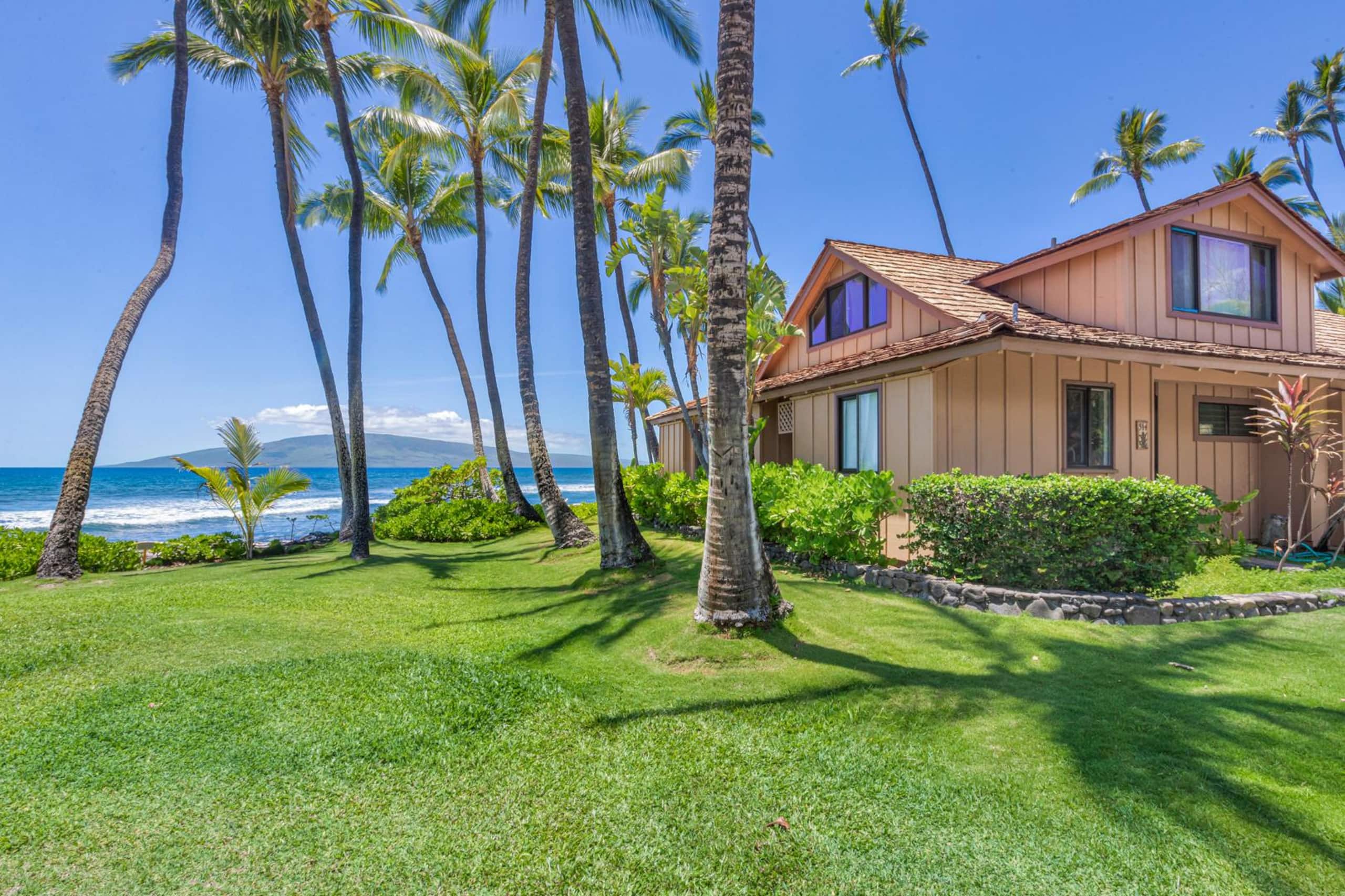 Condo in Lahaina · ★5.0 · 2 bedrooms · 5 beds · 3 baths - Image 29