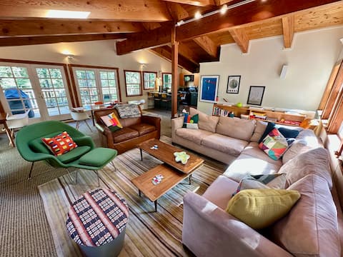 Private HOA beach, Hot tub, Dogs, Extend your stay