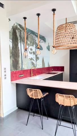 Superbe maison de famille – piscine gallery image 2